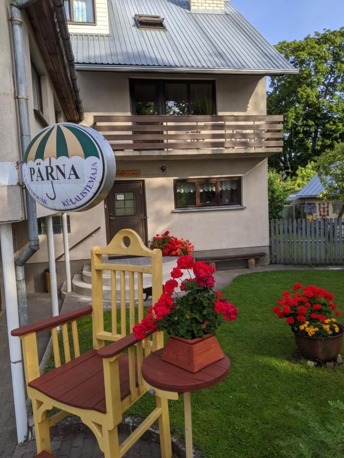 Paerna Guesthouse & Apartments กูรัซซาเร ภายนอก รูปภาพ