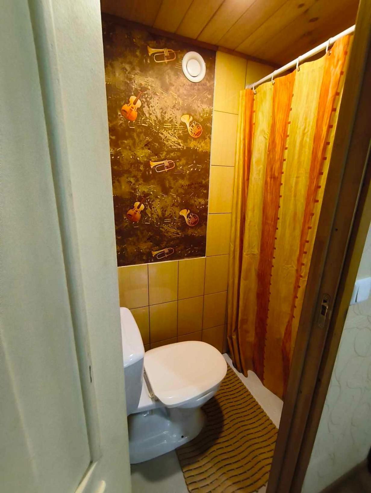 Paerna Guesthouse & Apartments กูรัซซาเร ภายนอก รูปภาพ