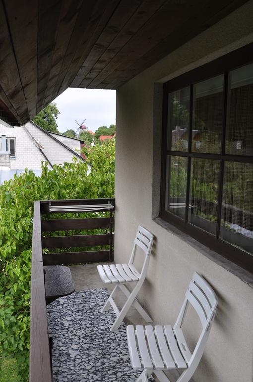Paerna Guesthouse & Apartments กูรัซซาเร ภายนอก รูปภาพ